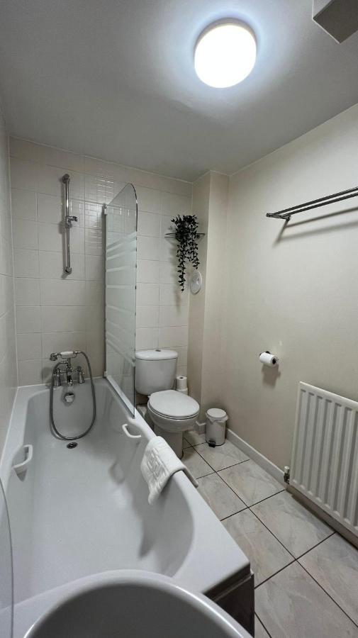 Edinburgh City Centre - Powderhall Modern Spacious 2 Bedroom Apartment With Free Parking Exterior foto
